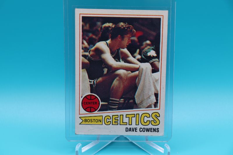 Photo 1 of Dave Cowens 1977 Topps (VG) surface ding