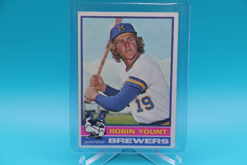 Photo 1 of Robin Yount 1976 Topps (EX) 2nd year