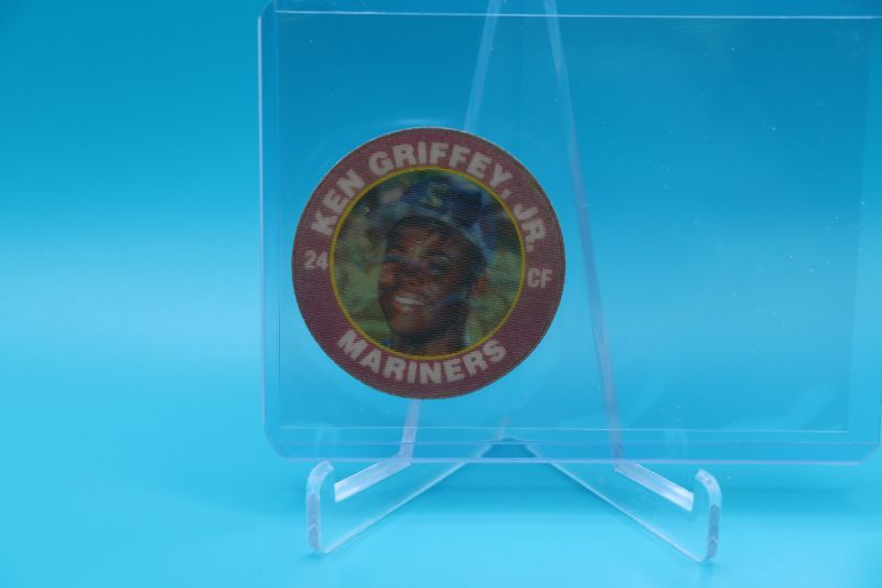 Photo 1 of Ken Griffey Jr 1991 7-11 coin (Mint) Rare