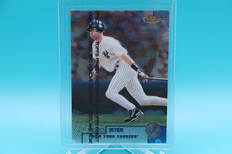 Photo 1 of Derek Jeter 1999 Topps Finest w/coating (Mint)