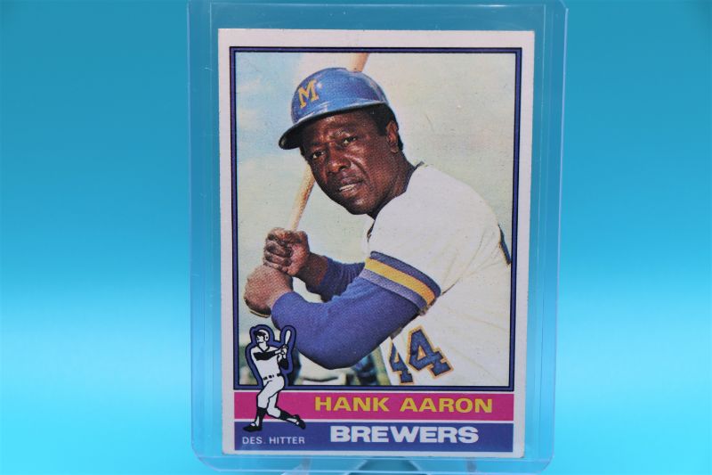 Photo 1 of Hank Aaron 1976 Topps (EX-NrMt)