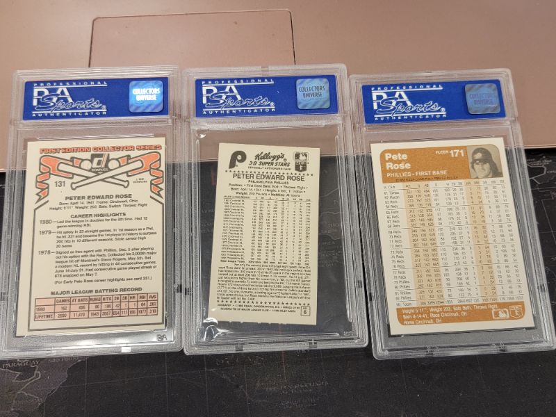 Photo 2 of 3 - PSA Graded Topps Cards of Pete Rose