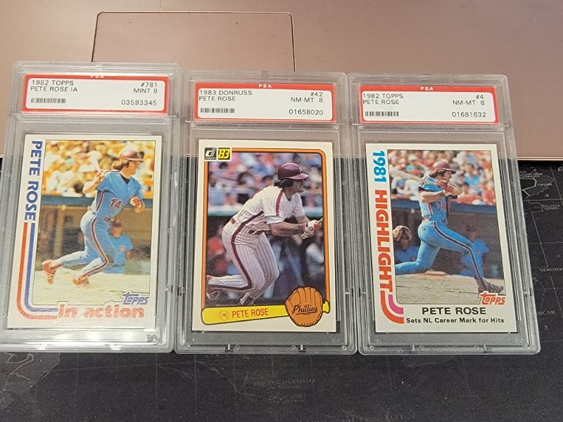 Photo 1 of 3 - 1982 Pete Rose PSA Graded Topps Cards