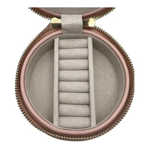 Photo 2 of Wolf Designs Round Zip Jewelry Case - Blush
Zip pockets
Necklace Hooks
Ring rolls
Mirror