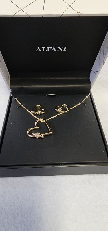 Photo 1 of ALFANI WOMEN'S HEART NECKLACE AND EARRINGS GOLD TONE