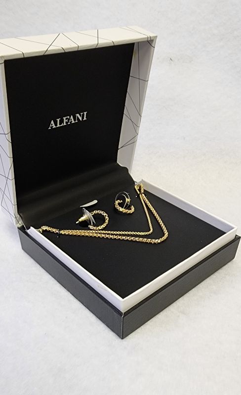 Photo 1 of ALFANI WOMEN'S GOLD TONE NECKLACE AND EARRINGS