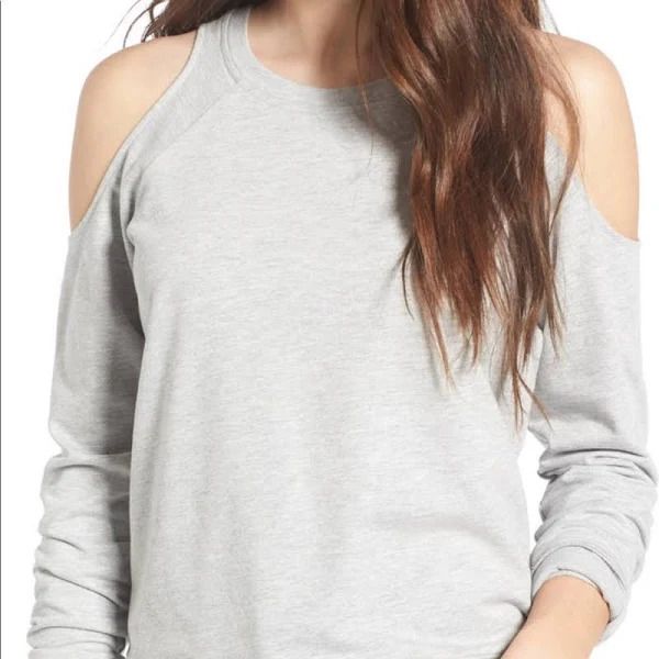 Photo 1 of SIZE M JUNIOR MATERIAL GIRL COLD SHOULDER PULLOVER GREY