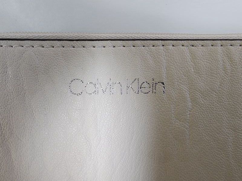 Photo 2 of Calvin Klein Women's Leather Clutch Bag White 