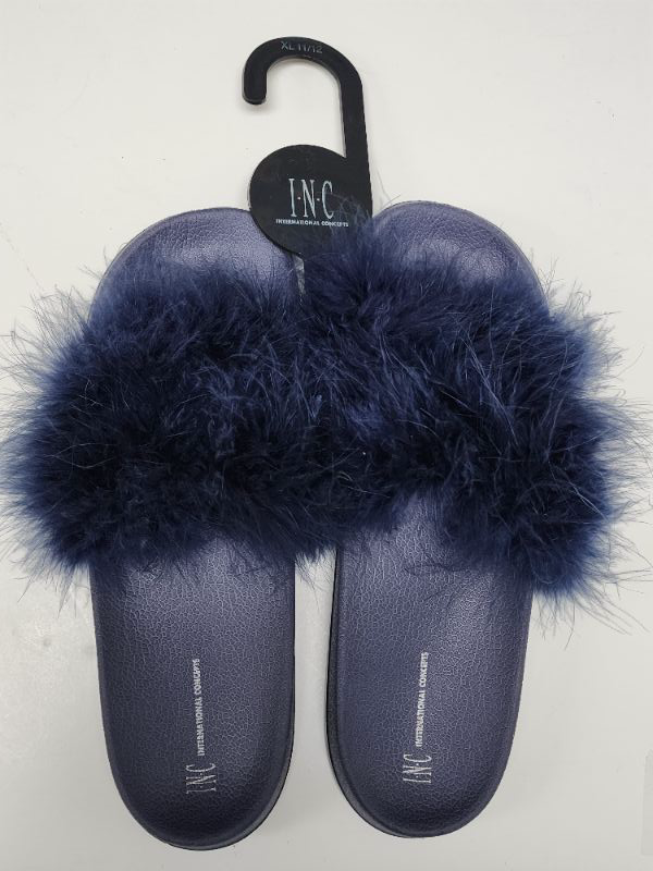 Photo 1 of Size XL 11/12 INC International Concepts Faux Marabou Pool Slides Blue 