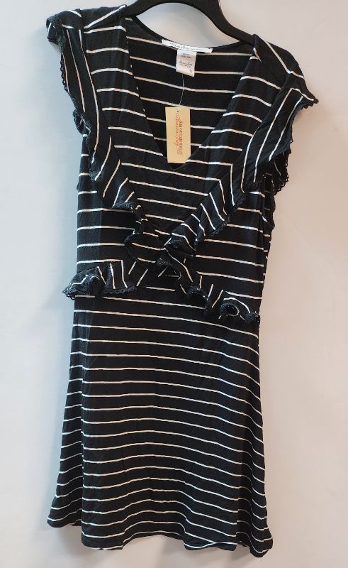 Photo 1 of SIZE S AMERICAN RAG JUNIOR BLACK COMBO SLEEVELESS DRESS