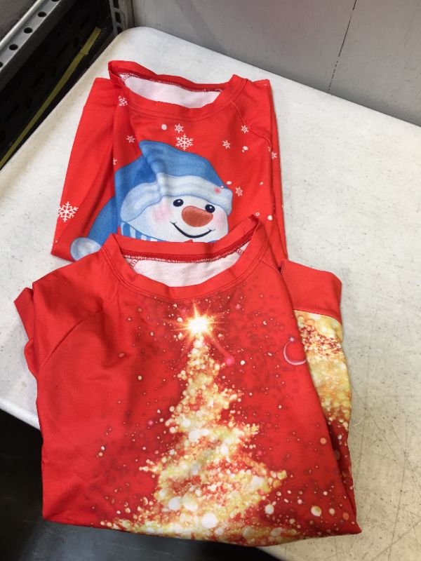 Photo 1 of CHRISTMAS SWEATSHIRT RED 2 PCK
SIZE LARGE