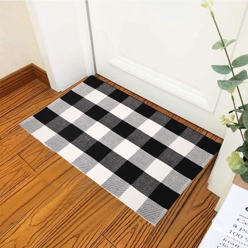 Photo 1 of Buffalo Plaid Area Rugs Black and White Checkered Plaid Rug Retro Lattice Cotton Carpet 23.6×35.4inches Washable Hand-Woven for Layered Door Kitchen Bathroom,1 Pack
