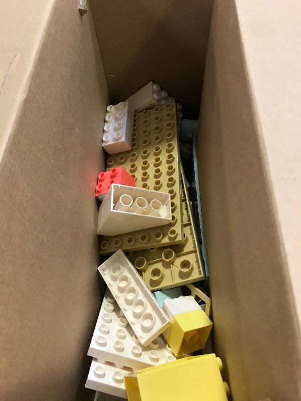 Photo 1 of DUPLO Modular Playhouse 10929