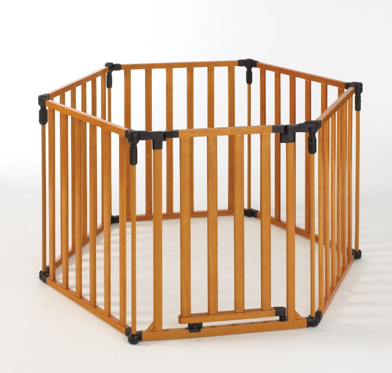 Photo 1 of 3-In-1 Wood Superyard