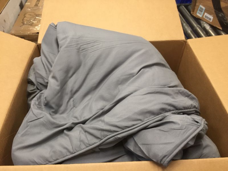 Photo 1 of Gray Comforter Full/Queen 