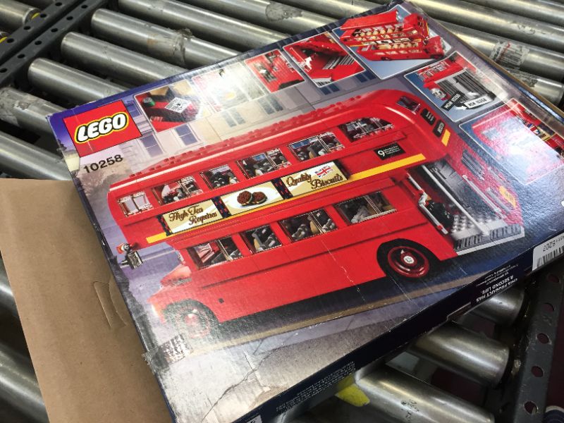 Photo 2 of LEGO Creator Expert London Bus 10258
all bags sealed box is slightly damaged 