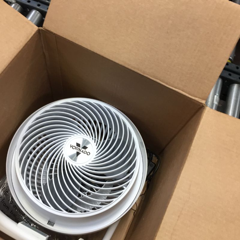 Photo 2 of Vornado 610DC Energy Smart Medium Air Circulator Fan with Variable Speed Control