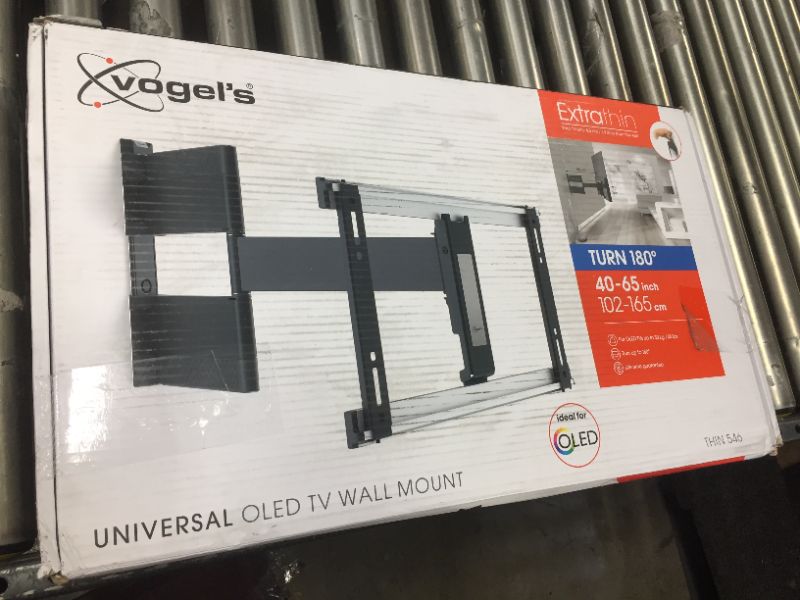 Photo 3 of Vogel´s OLED Wandhalter TV wall mount 101,6 cm (40") - 165,1 cm (65") Swivelling
