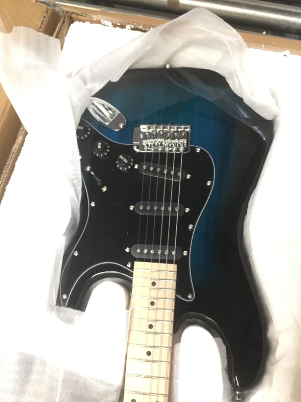 Photo 5 of Black Pickguard Electric Guitar Dark Blue with Amplifier Bag Strap Tool Pick, 17002271
