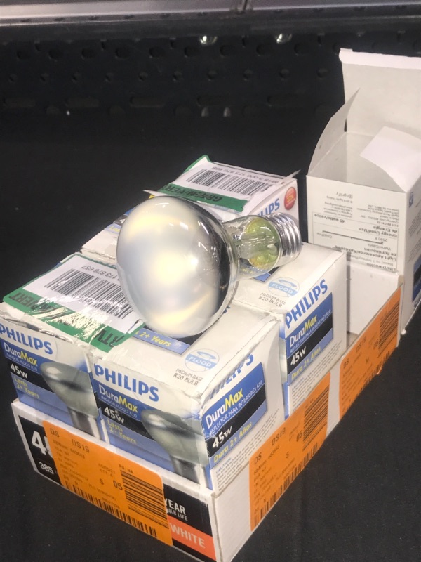 Photo 2 of Philips 203232 Duramax 45-Watt R20 Indoor Flood Light Bulbs 6 Pack 