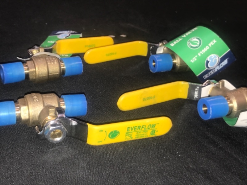 Photo 3 of 1/2" Press X 1/2" MIP Full Port Ball Valve (Lead Free) 4 Pack 