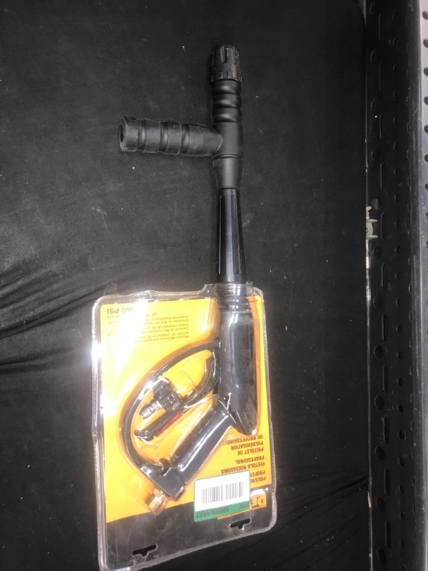 Photo 2 of DEWALT 4500 PSI Spray Gun with Adaptor