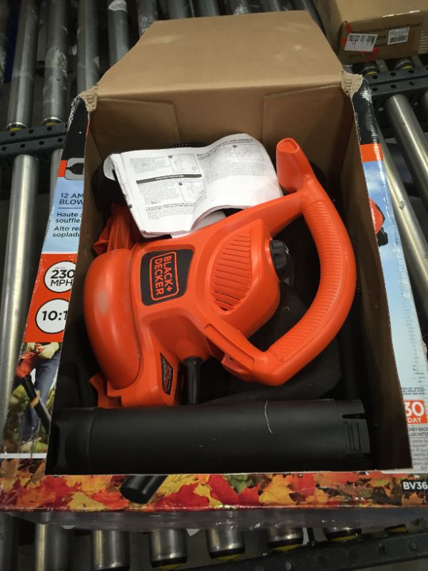 Photo 3 of Black and decker corded leaf blower