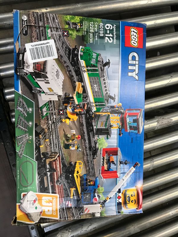 Photo 4 of City Cargo Train Set LEGO 60198