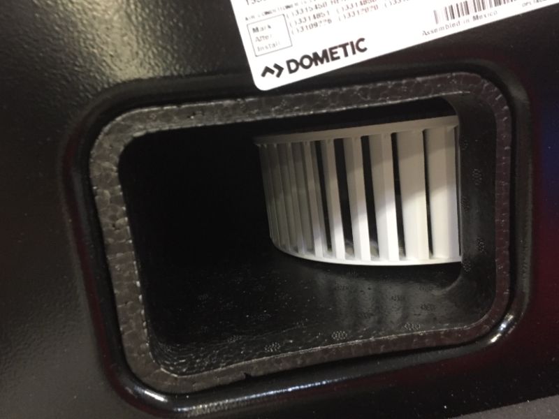 Photo 7 of Dometic B59516.XX1C0 Brisk II Air