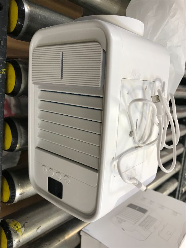 Photo 2 of mini water cooling desk fan unit