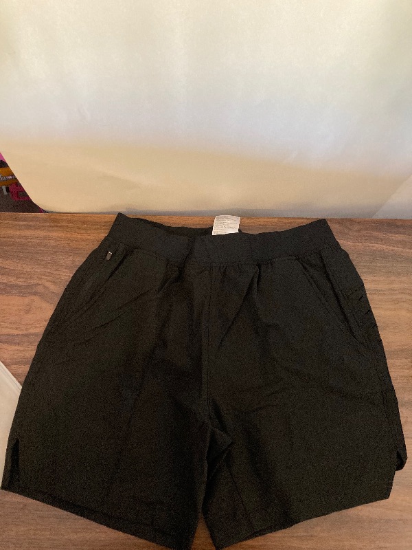 Photo 2 of BALEAF Men's 7'' Athletic Running Shorts Quick Dry Mesh Liner Back Zip Pocket BLACK SIZE SMALL