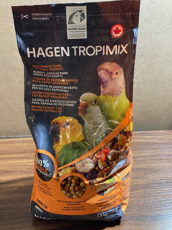 Photo 2 of : Tropimix Premium Enrichment Food For Small Parrots
B.B.: AUG/2022