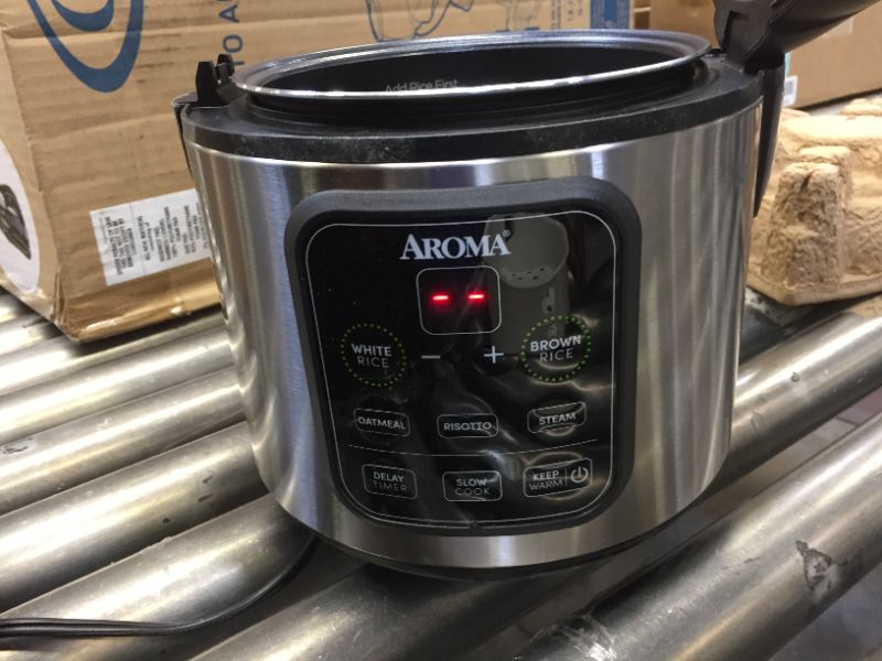 Photo 2 of Aroma Housewares ARC-994SB 2O2O Model Rice & Grain Cooker Slow Cook, Steam, Oatmeal, Risotto, 8-cup cooked/4-cup uncooked/2Qt, Stainless Steel
