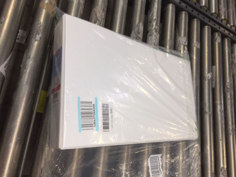 Photo 1 of Cardinal 3" 3-Ring View Binder, White (22142)