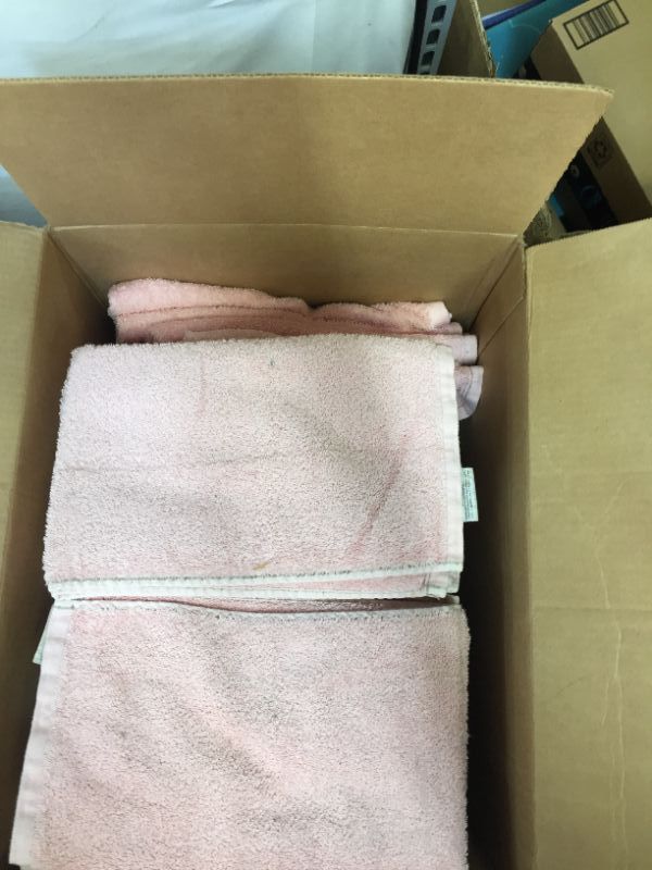 Photo 1 of 40 Pc Pink Towel Set 15 X  23 Inch