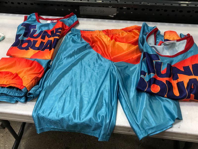 Photo 1 of 2 set men's & KID'S Space Jam: A New Legacy sizeL