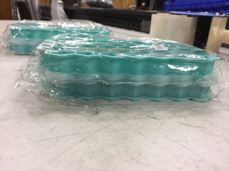 Photo 1 of 2PACK--Ice Cube Trays
