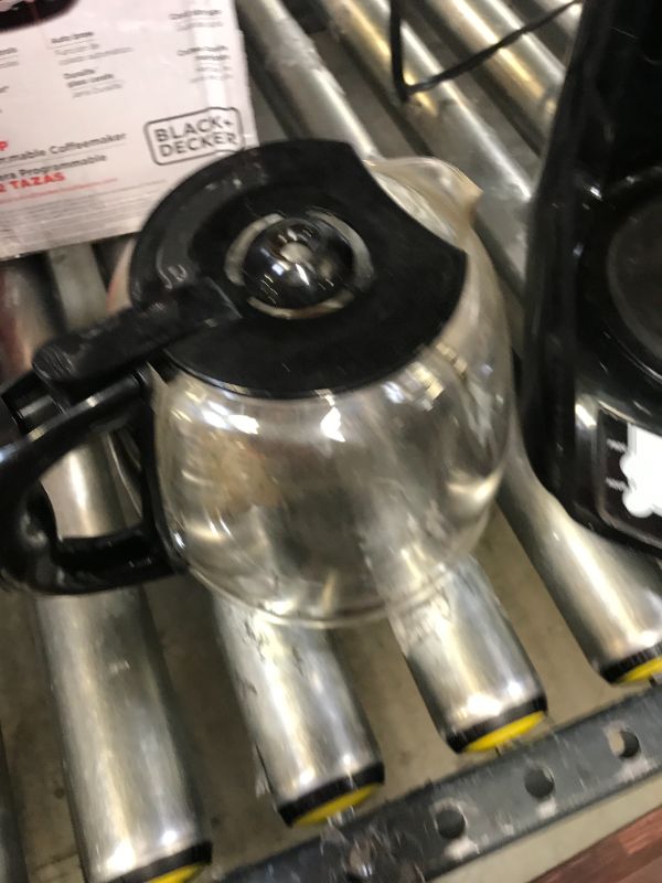 Photo 3 of Black+Decker DLX1050B 12-Cup Programmable Coffeemaker