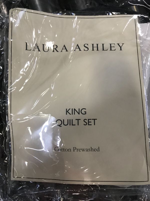 Photo 1 of Laura Ashley King Quilt Set