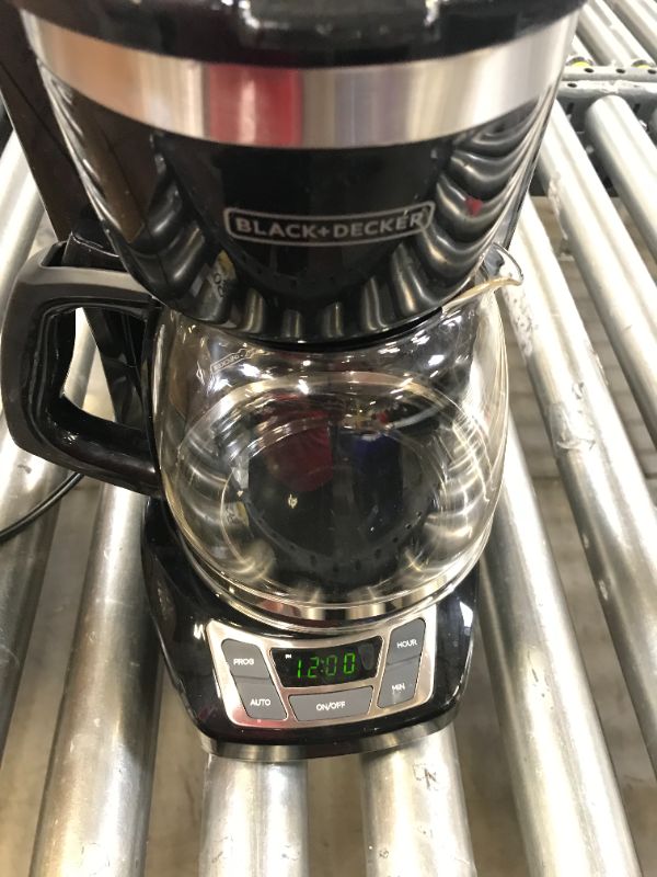 Photo 4 of Black+Decker CM1160B-1 CM1160B 12-Cup Programmable Coffee Maker, Black/Stainless Steel