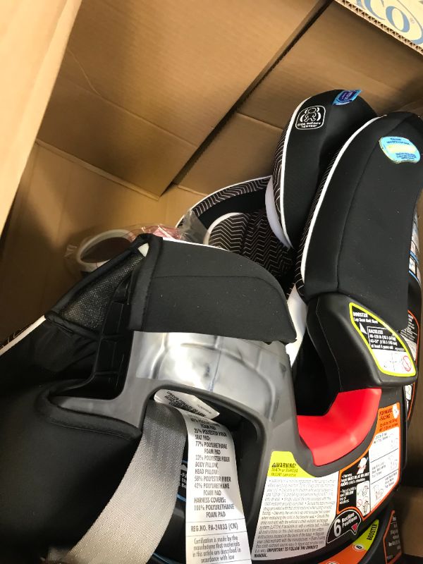 Photo 1 of Graco 4ever DLX 4-in-1 Convertible Car Seat - Zagg