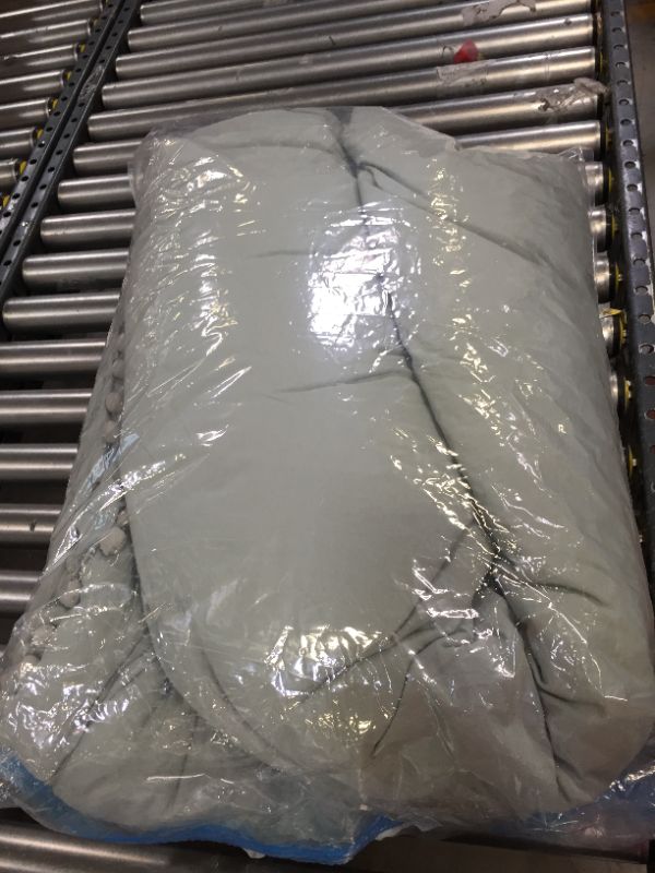 Photo 1 of King Sized Green Comforter Set