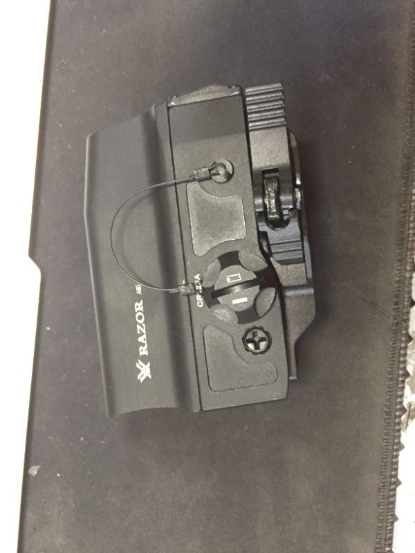 Photo 3 of Generic Brand Razer Holo Sight For Rifle AR