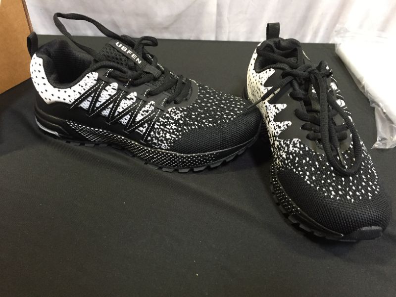 Photo 1 of Black Mesh color - Unisex Running Shoes size 39