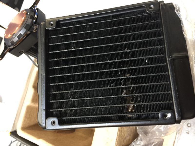 Photo 3 of Corsair Hydro H80i V2 Cooling FanRadiator  2 x 120 mm  2 x 1047 CFM  Liquid Cooler