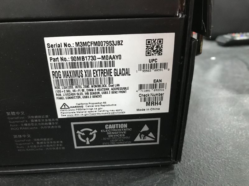 Photo 7 of ASUS ROG MAXIMUS XIII EXTREME GLACIAL (WIFI 6E) Z590 LGA 1200(INTEL 11TH) EATX GAMING MOTHERBOARD (PCIE 4.0,18+2 POWER STAGES,INTEGRATED EK WATER BLOCK, 5XM.2 SLOTS, 2XTHUNDERBOLT 4, 10 & 2.5GB LAN)