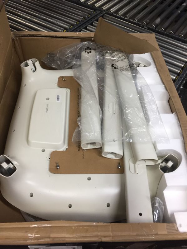 Photo 1 of 4moms mamaRoo sleep bassinet