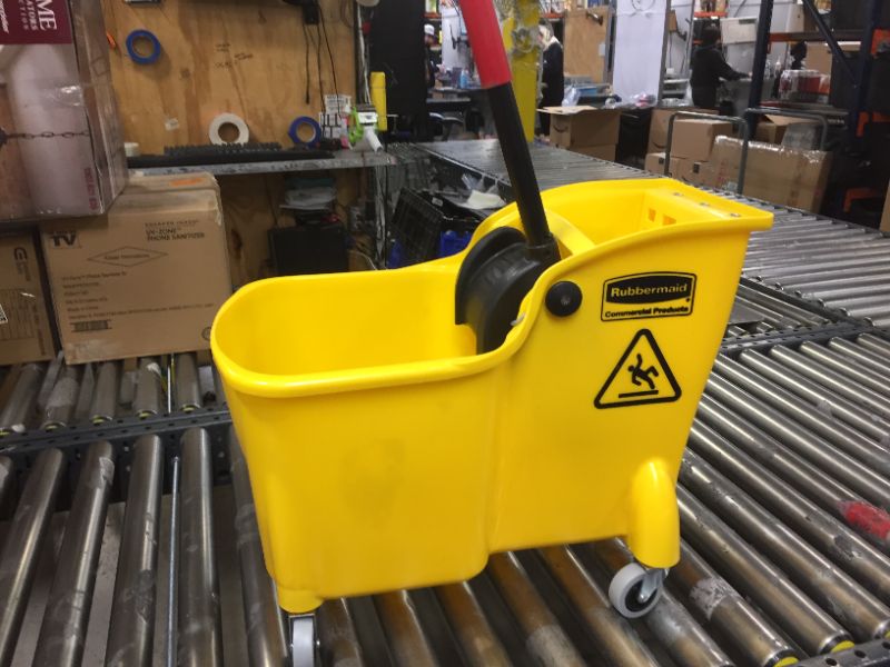 Photo 3 of 31 Qt. Tandem Mop Bucket