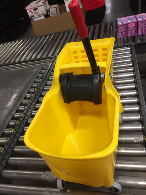 Photo 2 of 31 Qt. Tandem Mop Bucket