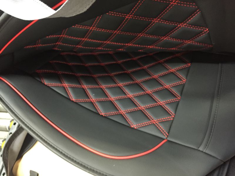 Photo 2 of BLACK/RED STICHED DESIGN CAR SEAT COVERS 